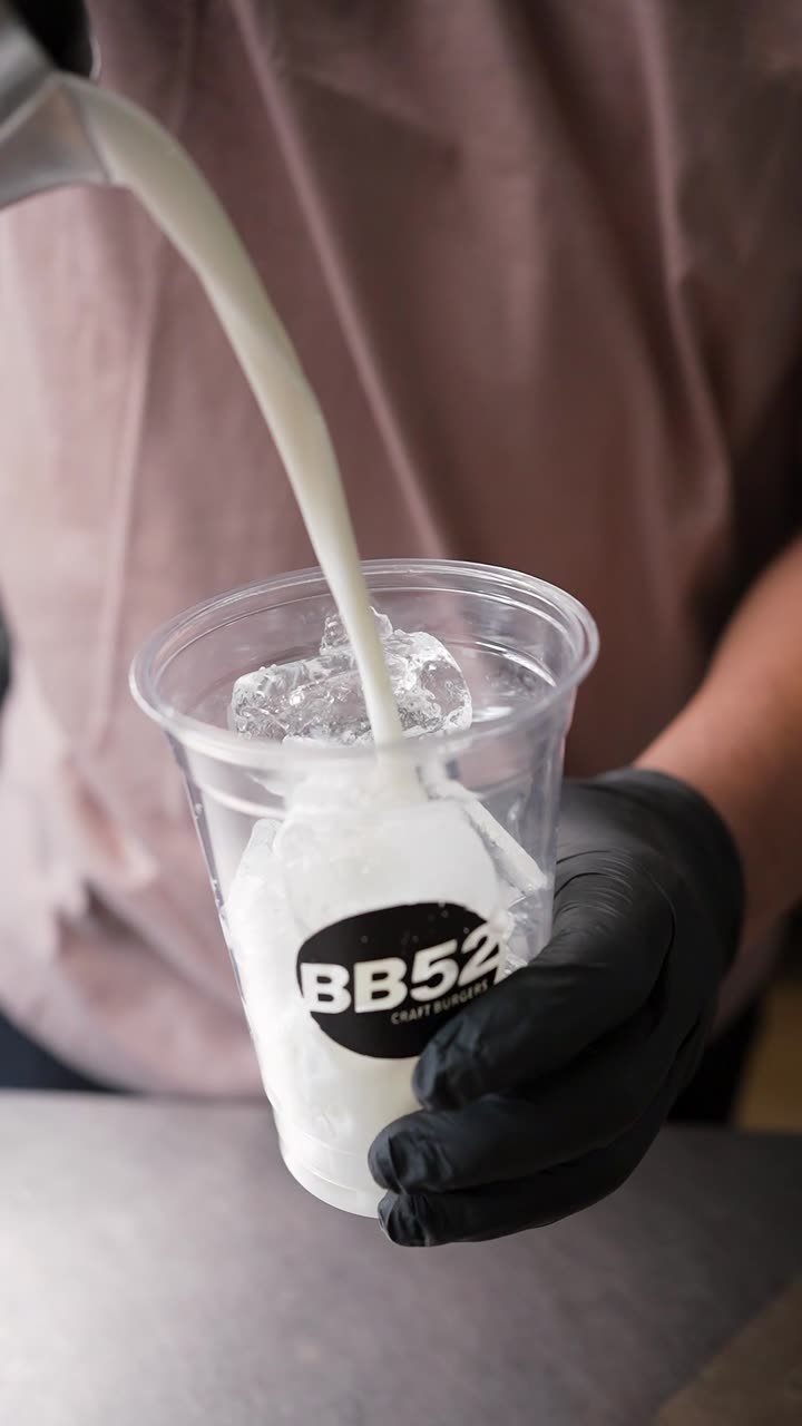 BB52 drinks