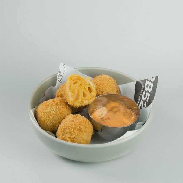 BB52 Mac & Cheese Ball
