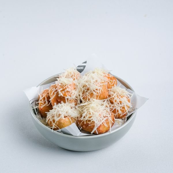 BB52 Potato Choux